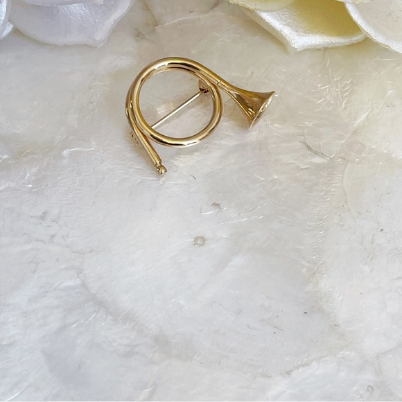 Vintage Gold Tone French Horn Mini Brooch 1” - Picture 7 of 8